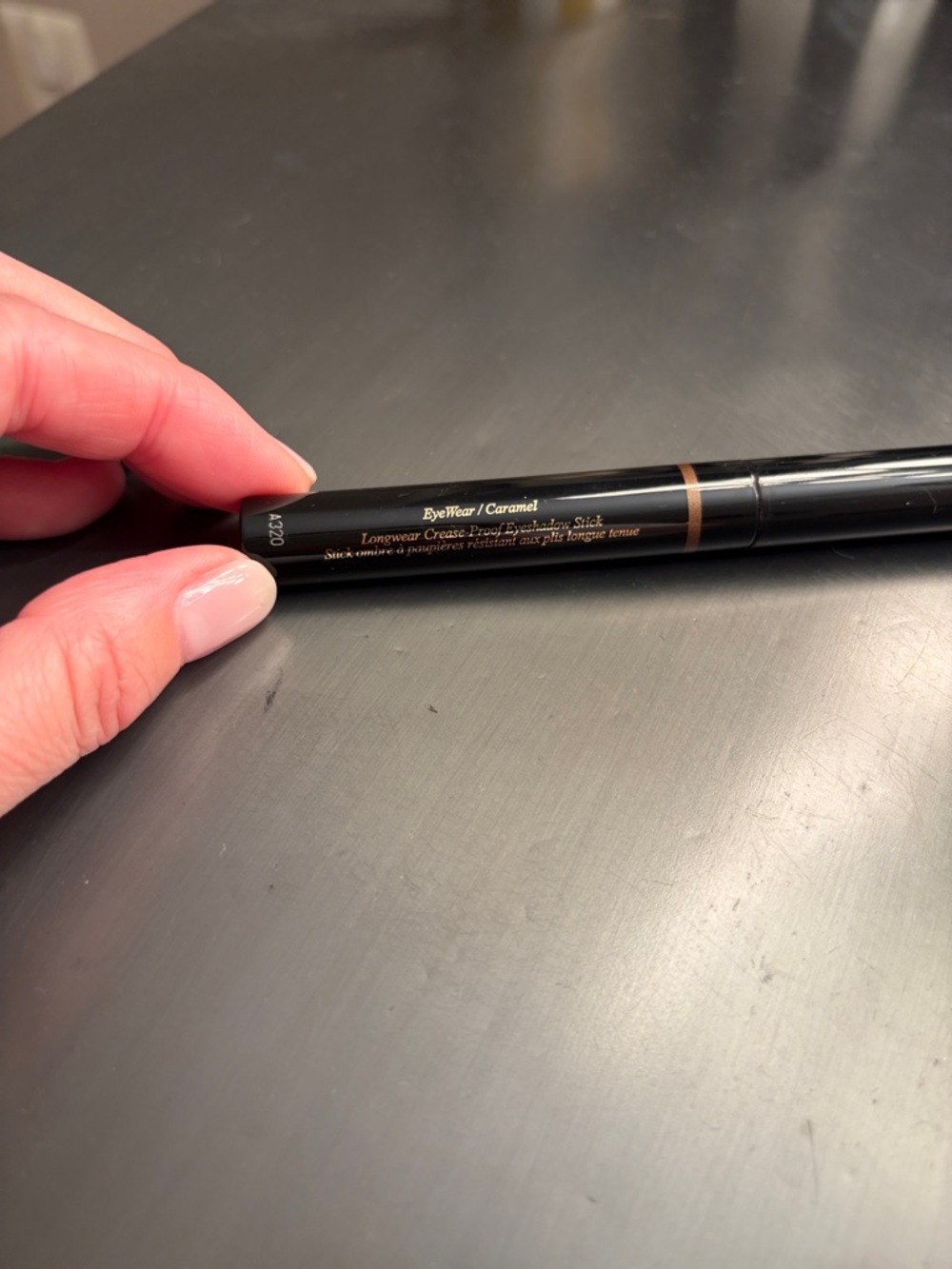 Victoria Beckham Beauty Eye Wear
Longwear Eyeshadow Stick | Caramel - Picture 9 of 12